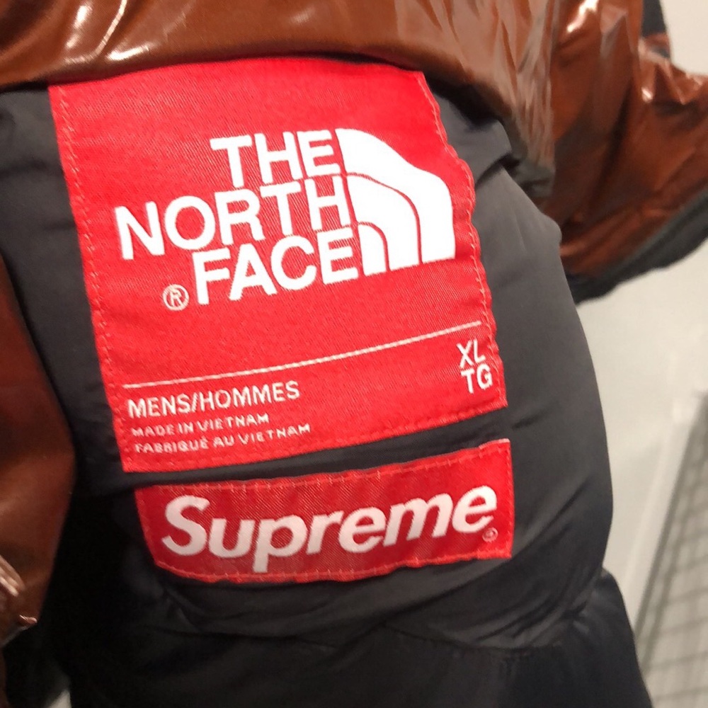 BNIB The north face X Supreme Brown TKL 700 parka